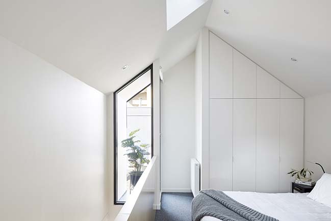 Shadow House in Melbourne by Nic Owen Architects