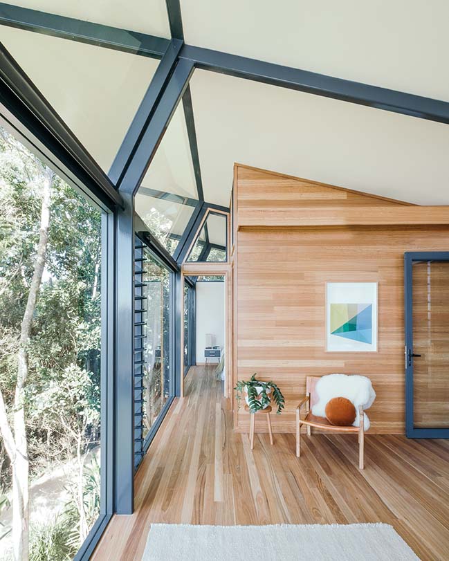 Hidden Studio in Byron Bay by Harley Graham Architects
