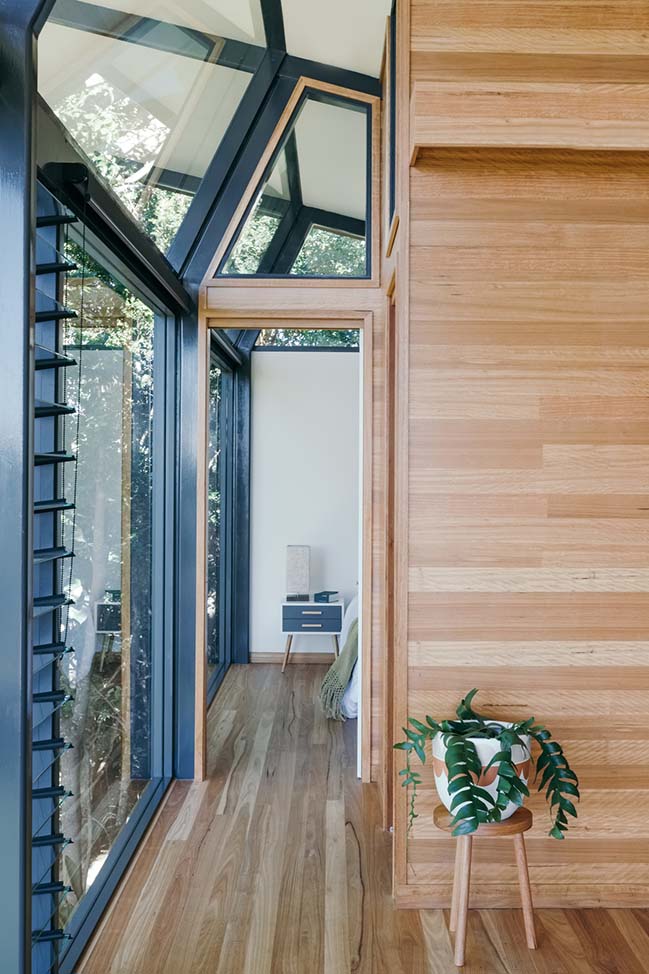 Hidden Studio in Byron Bay by Harley Graham Architects