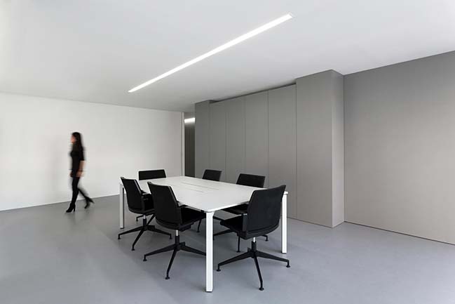 OAV Offices in Valencia by Fran Silvestre Arquitectos