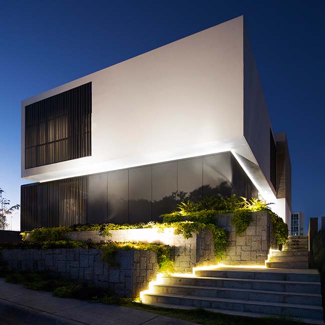Casa RLD by LR Arquitectura