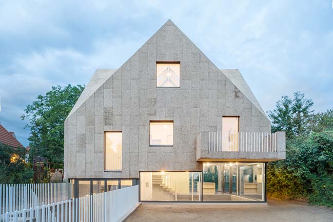 【建築】北欧建築 設計 Så byggdes husen 1880-1980 cork-screw-house-by-rundzwei-