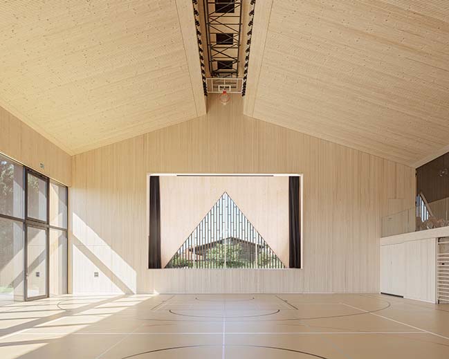 Le Vaud Polyvalent Hall by LOCALARCHITECTURE