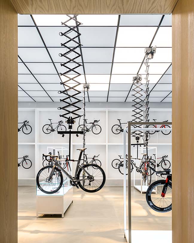 United Cycling Lab & Store by Johannes Torpe Studios