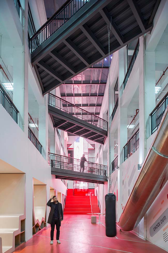Red Arrow in Shanghai by 100architects