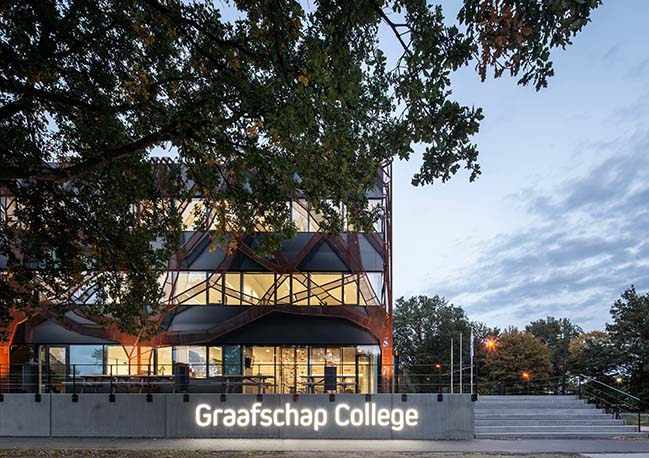 Graafschap College in Doetinchem by cepezed