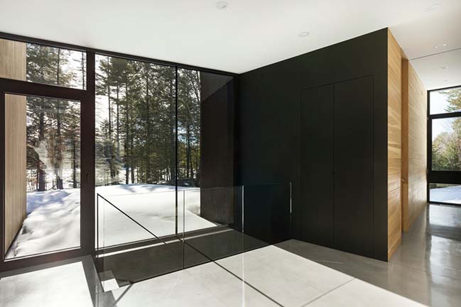 TRIPTYCH by YH2 Architecture