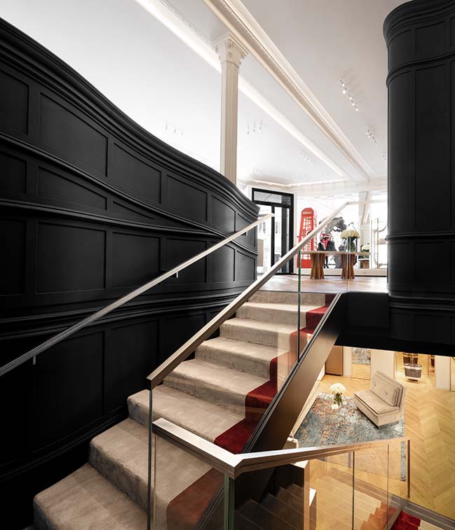 The new London Boutique of Delvaux by Vudafieri-Saverino Partners