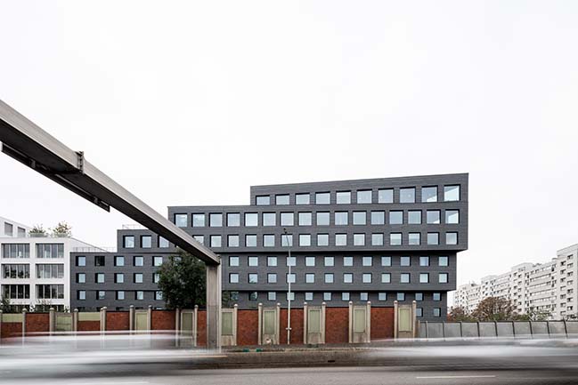 Mix of commercial activities Binet - Paris XVIII by ECDM Architectes