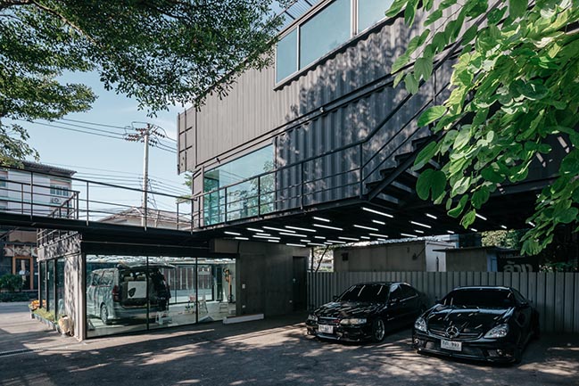 Muangthongthani Carcare by Archimontage Design Fields Sophisticated