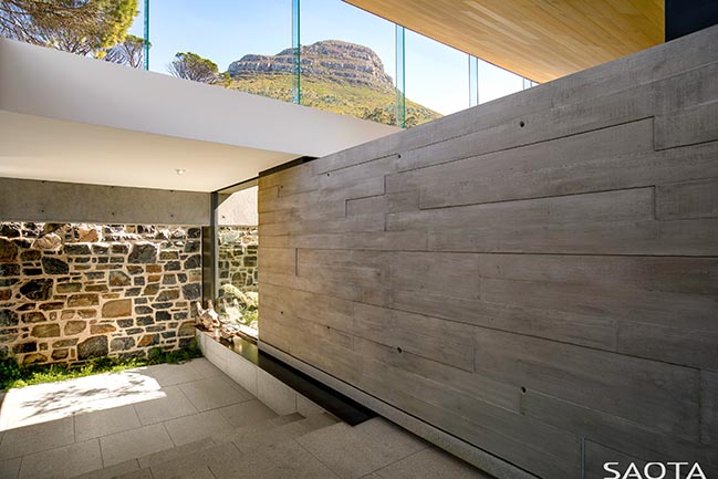 Luxury villa in Cape Town by SAOTA