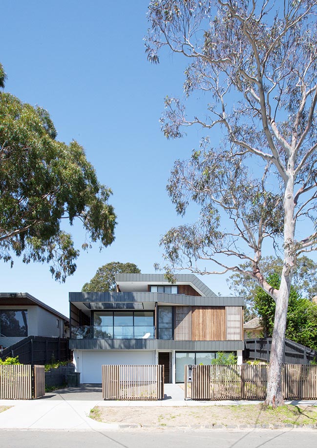 Kew East House by Jost Architects