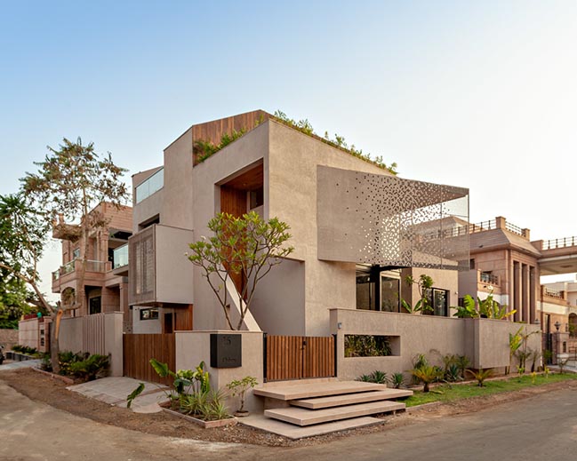 Chhavi: Desert House by Abraham John Architects