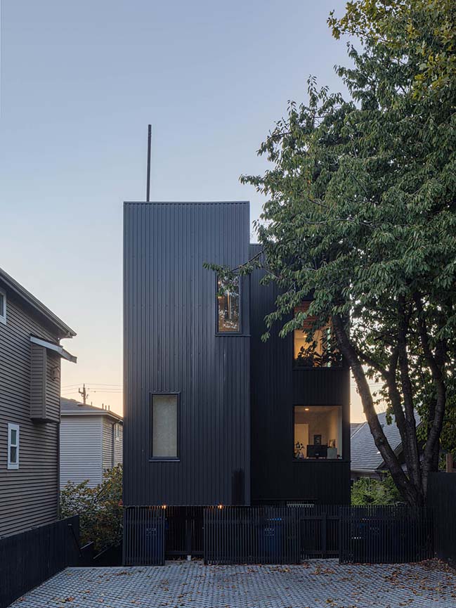 Big Mouth House by Best Practice Architecture