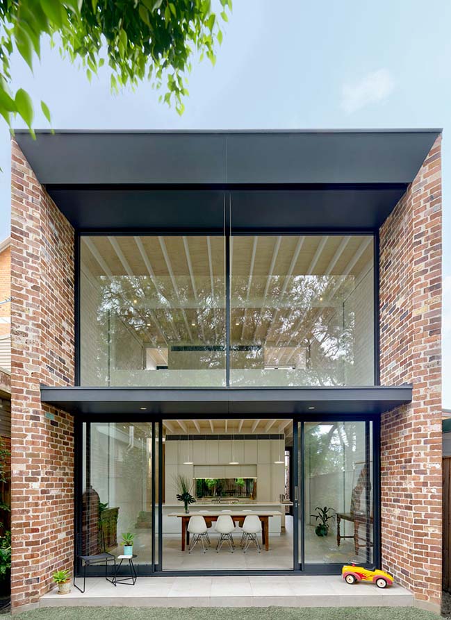 Brick Aperture House by Kreis Grennan Architecture