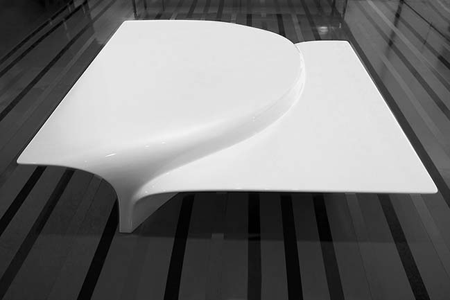 Mew Coffe Table by Zaha Hadid Design for Sawaya and Moroni