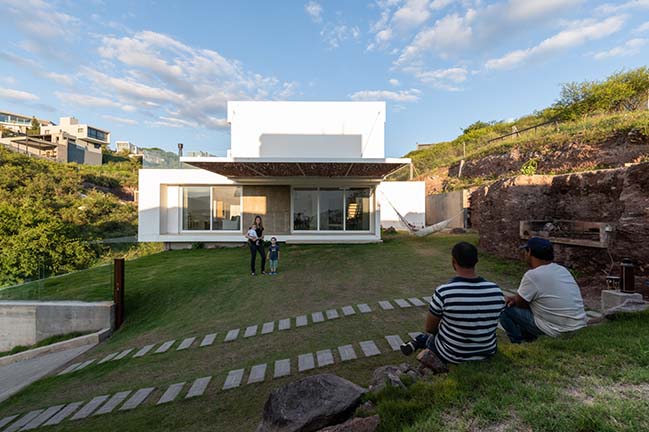 Casa La Cuesta by Arias Ranea | architecture office