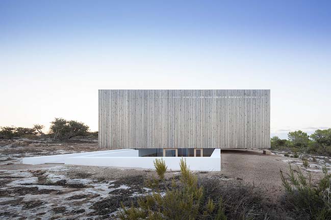 Private house in Formentera Island by Marià Castelló Architecture