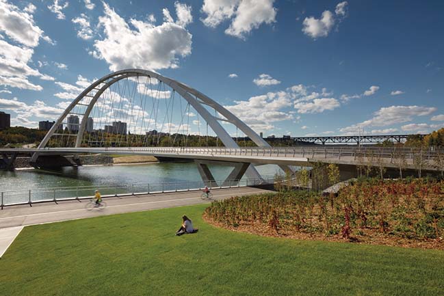 The iconic new Walterdale Bridge by DIALOG