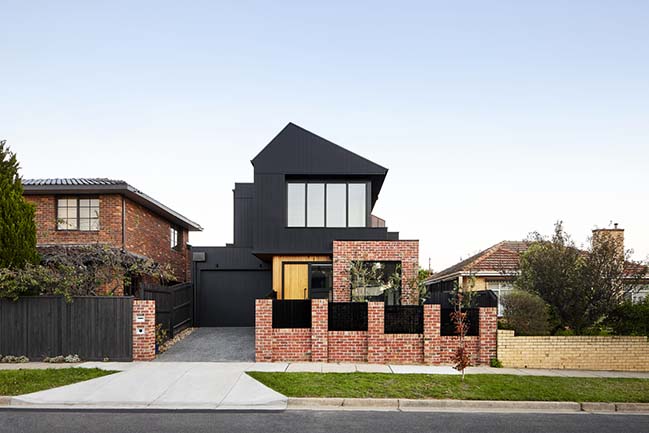 Brodecky House by Atlas Architects