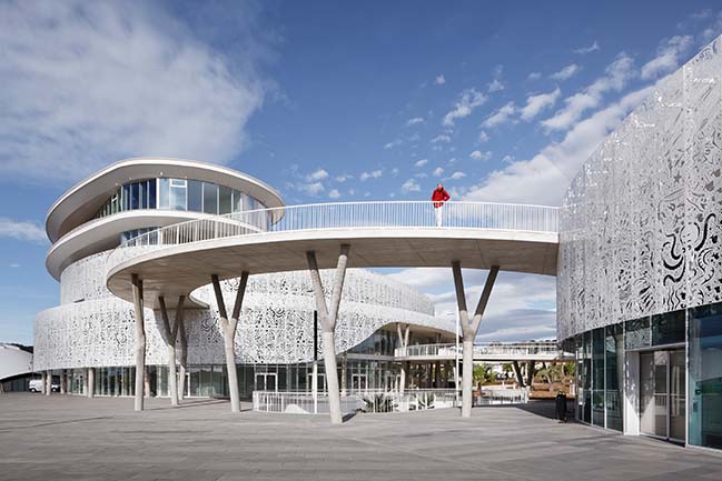 Palais des Congrès and Casino Cap d'Agde by A+ Architecture
