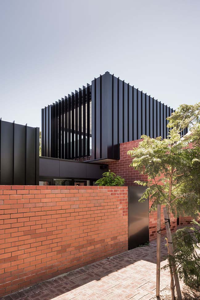King George by Robeson Architects