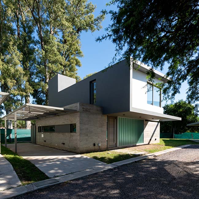 Housing H2 by IASE ARQUITECTOS