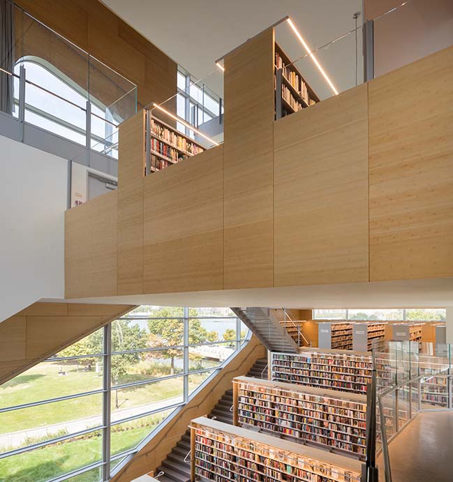 Hunters Point Library by Steven Holl Architects
