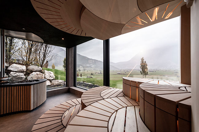Mohr Life: the theatrical spa by noa*
