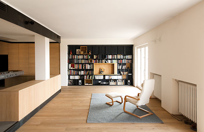 Wood and Iron Apartment by LCA architetti