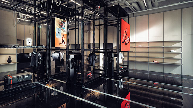 Spyder flagship store Gangnam by Jo Nagasaka / Schemata Architects