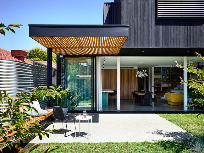 Paperback House by Ben Callery Architects