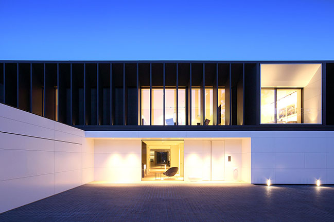 Geneva Villa by JM Architecture