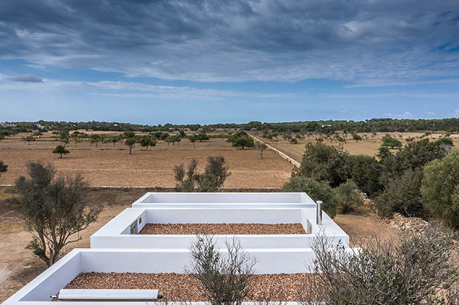 Es Pou: A house in Formentera by Marià Castelló Architecture