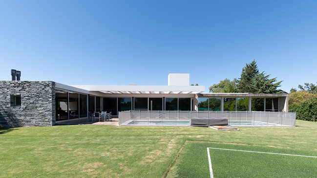 Single-family home in Villa Allende by MZ Arquitectos