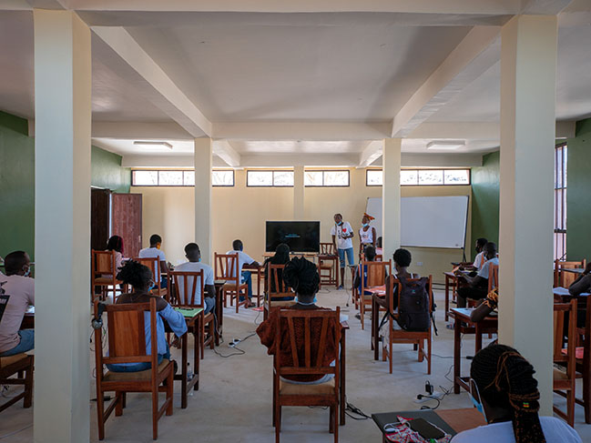 Kéré Architecture Designed ICT-Campus in Kenya Opened
