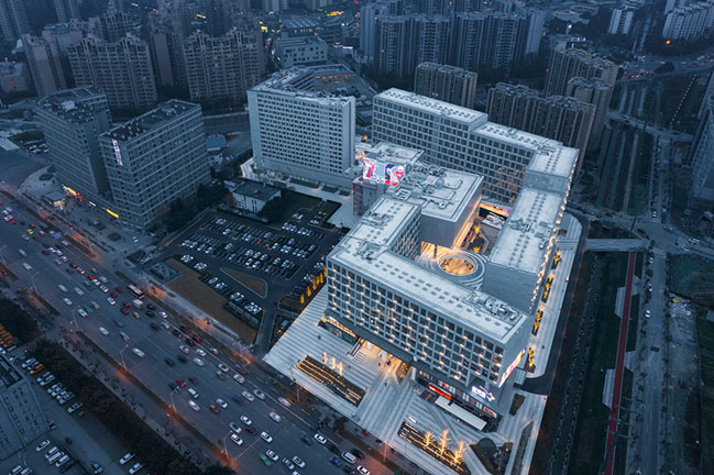 Starry Street Wuhou by CLOU architects
