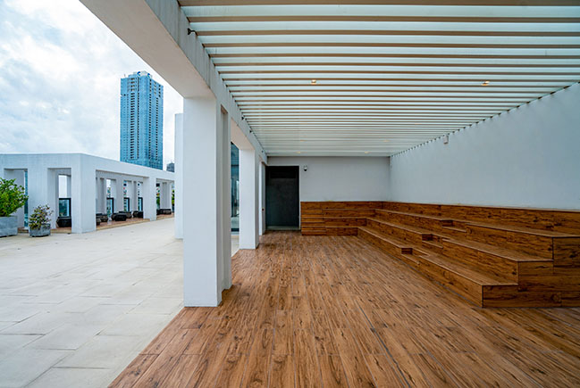 Veranda Offices by MVRDV / PWA Architects / ACS Integrated Architects