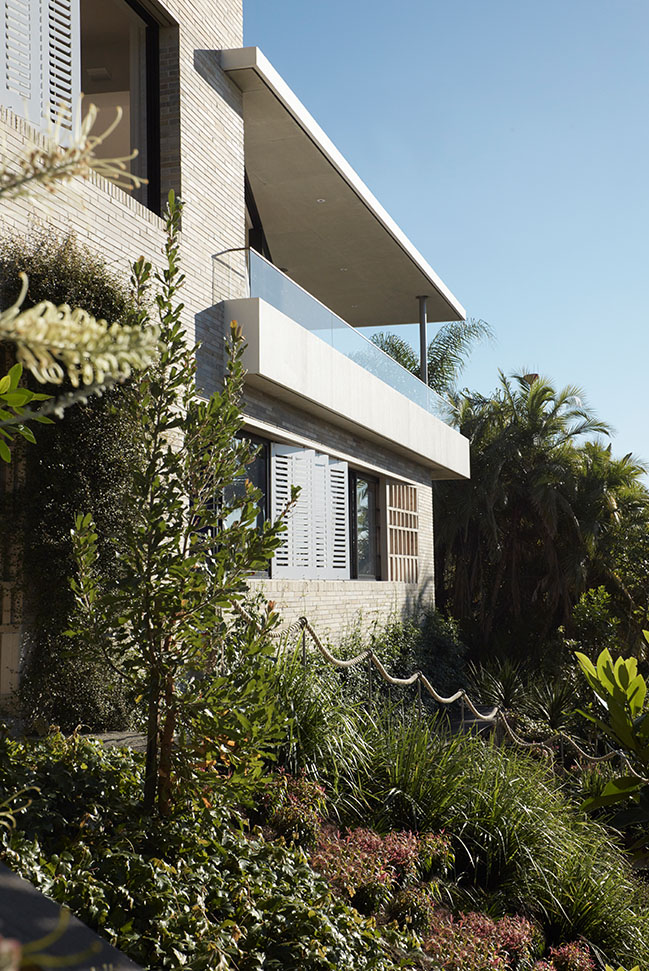 Sandcastle by Luigi Rosselli Architects