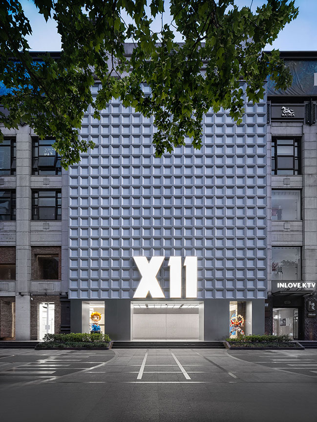 X11 Global Flagship Store by BloomDesign