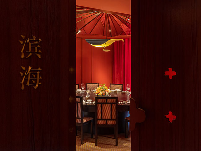 Man Chao Hui by Various Associates | A Modern Luxury Catering Space in an Oriental Context