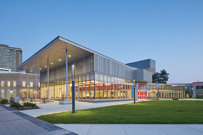Newnham Campus Food Hall, Seneca College by Taylor Smyth Architects