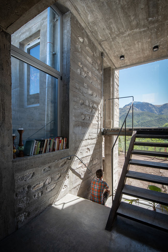 House DP in the mountain by Nanzer+Vitas