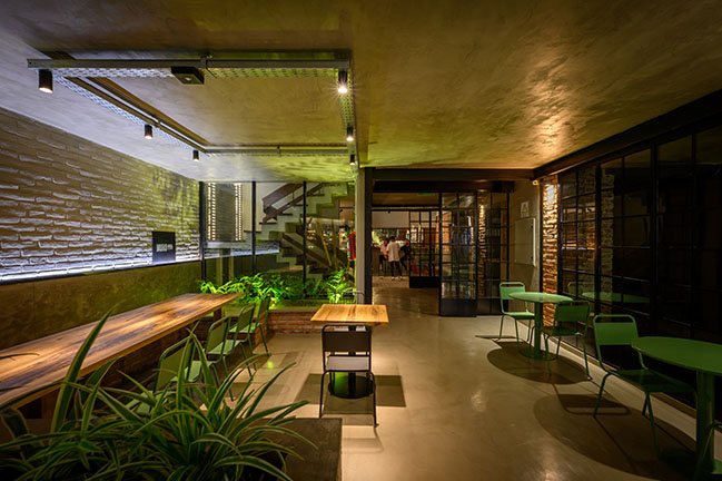 Levels Bar by MURO Arquitectos