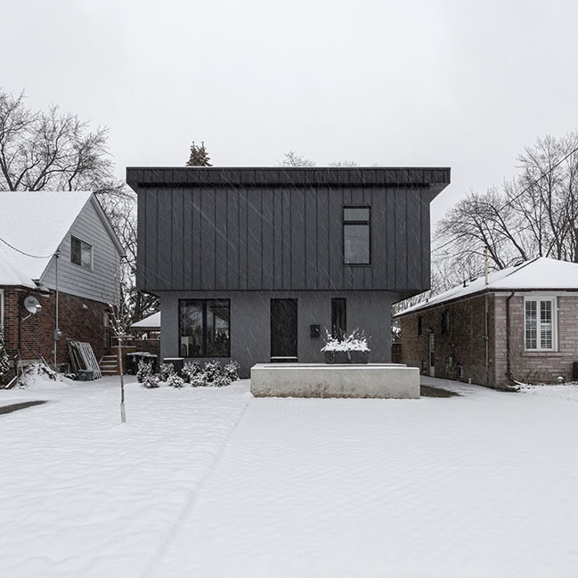 Albers House by Atelier RZLBD