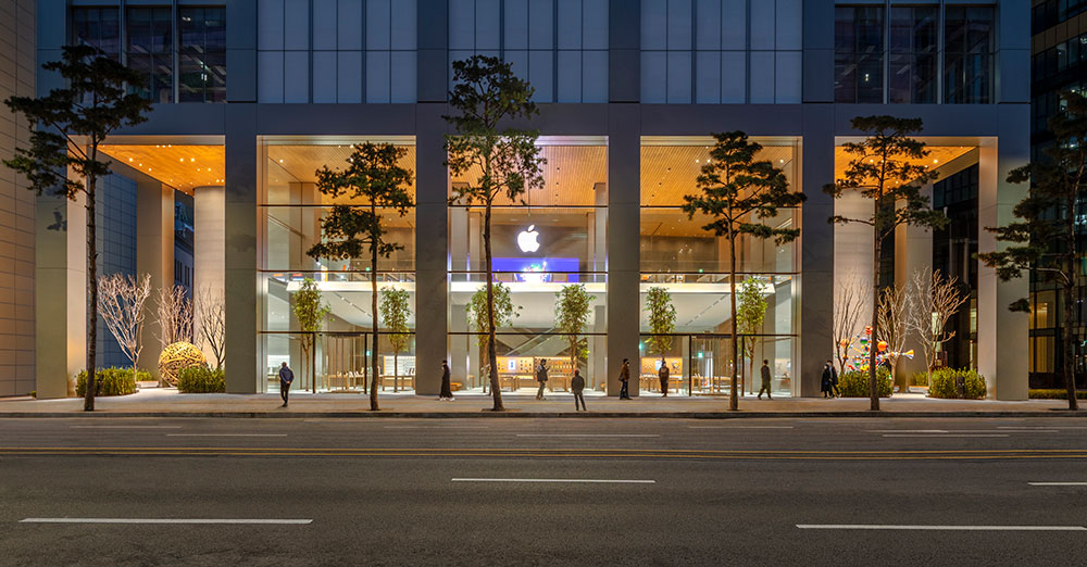 Apple Myeongdong in Seoul opens to the public