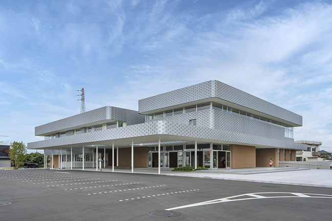 Kozakai Kifukan Community Center by Yasuyuki ITO / C+A Coelacanth and Associates