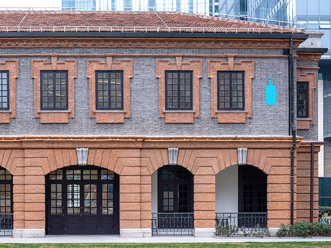 Blue Bottle Coffee Shanghai Cafe by JoNagasaka / Schemata Architects