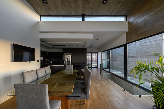 PLC House by FEDERICO URFER ARQUITECTO