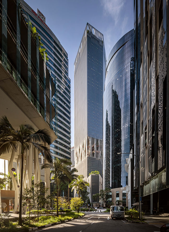 Biophilic Skyscraper by BIG and CRA-Carlo Ratti Associati completes in Singapore